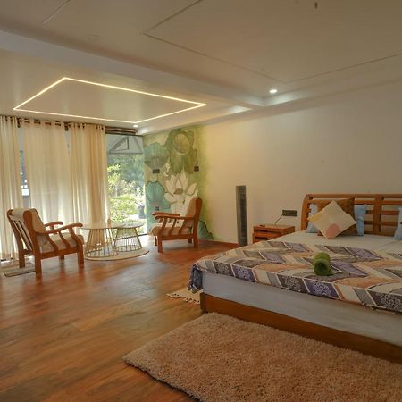 Mickey Homestay Thekkady Bagian luar foto
