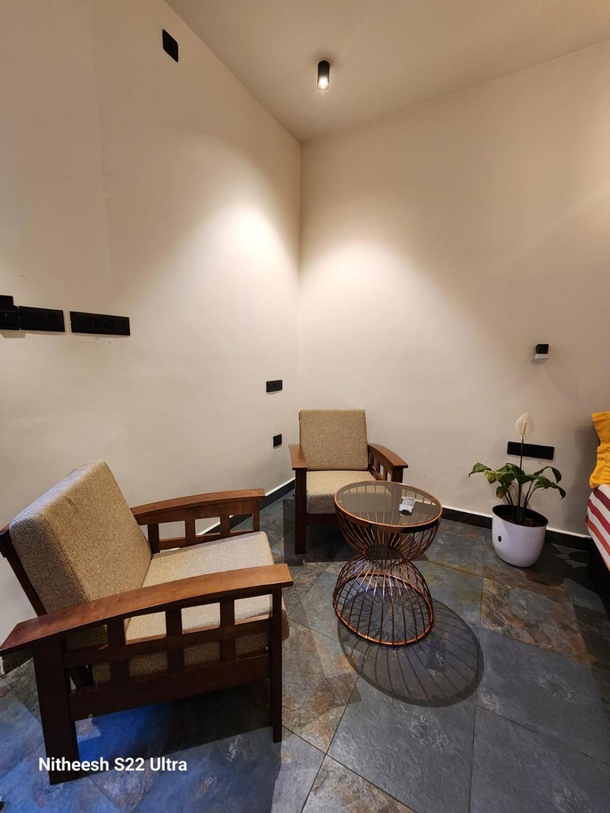 Mickey Homestay Thekkady Bagian luar foto